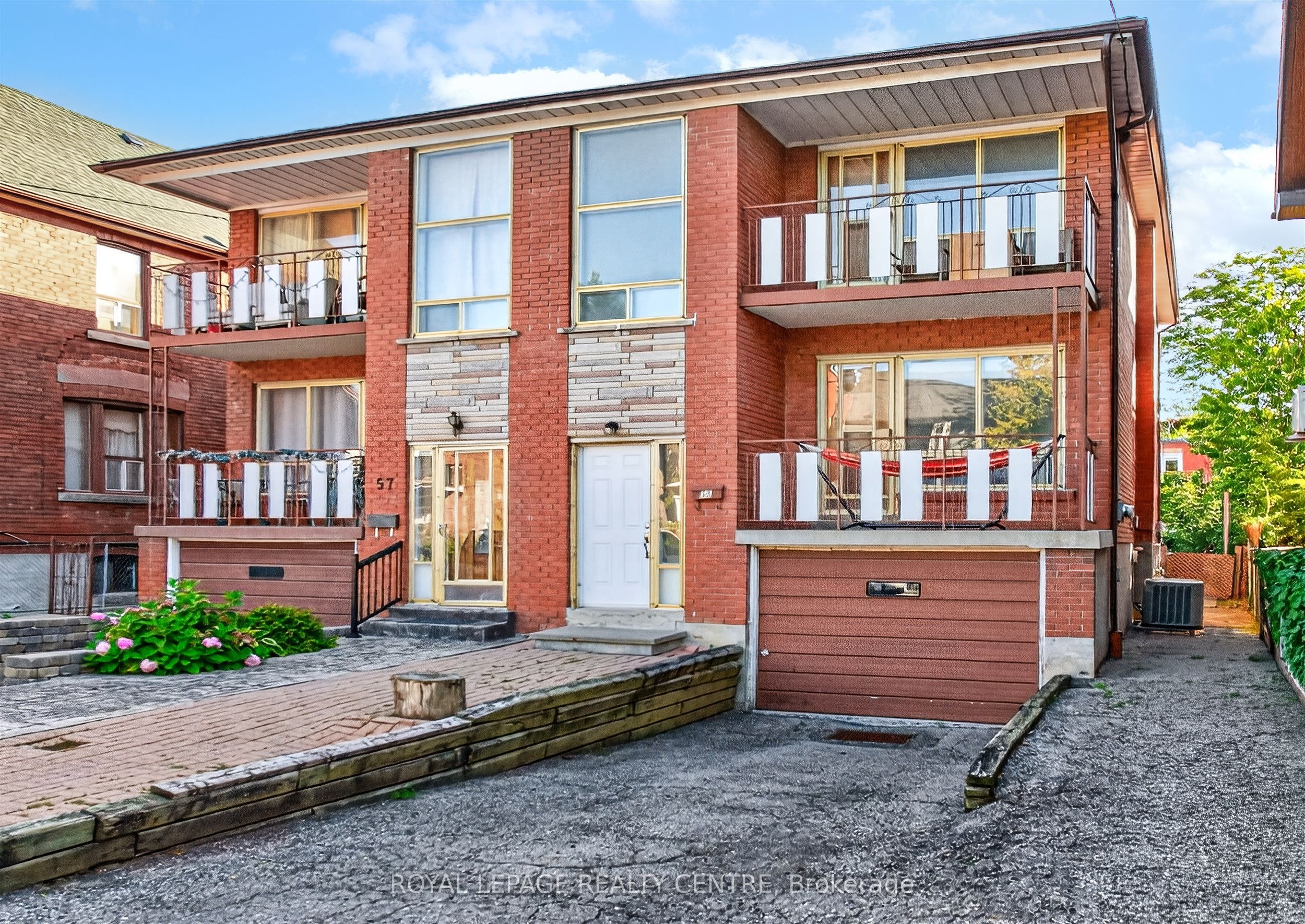 55 Russett Avenue Upper, Toronto, ON M6H 3M4