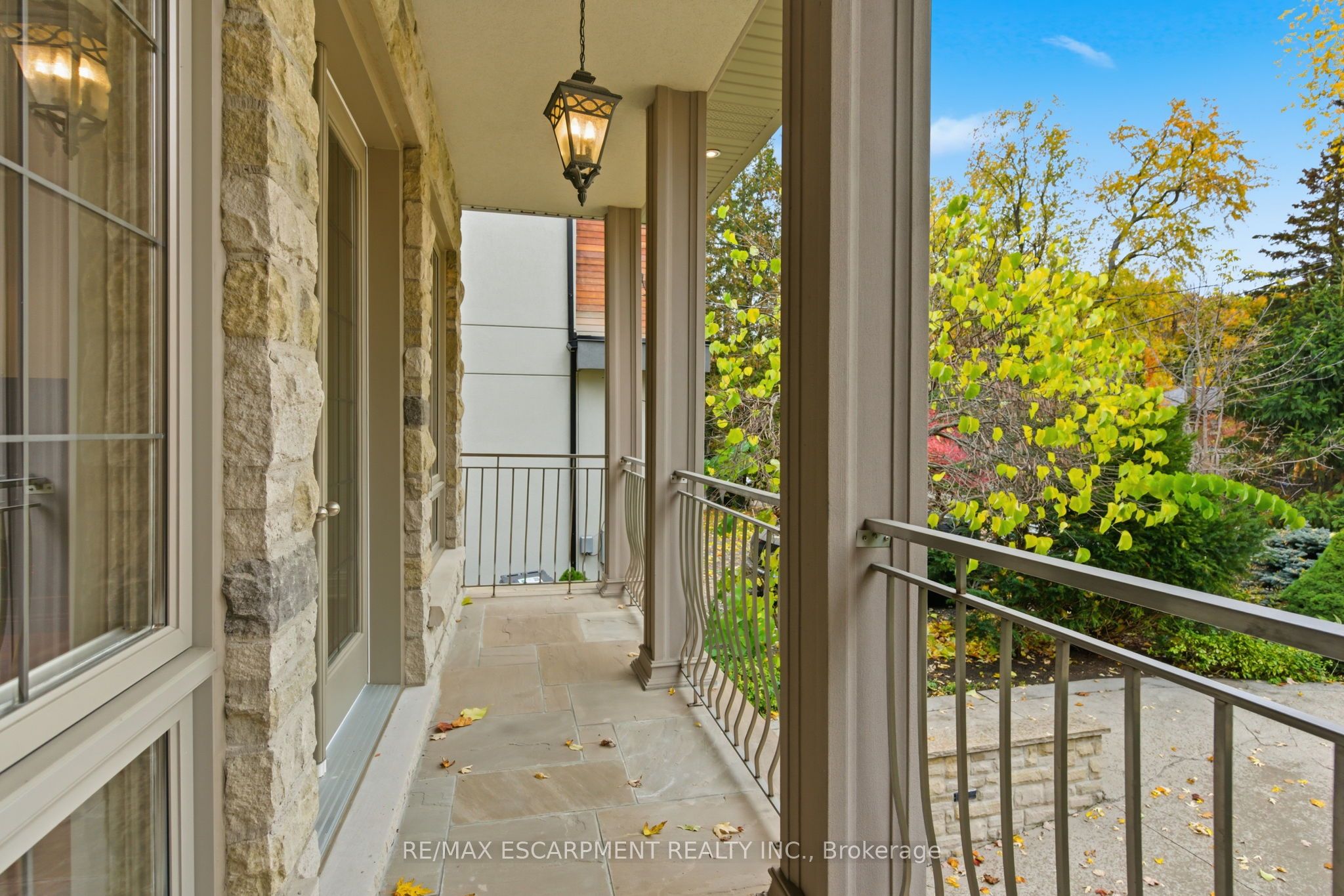 1366 Wilson Avenue, Mississauga, ON L5G 3K2 photo 5