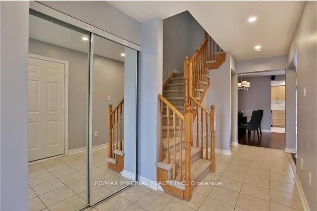 344 Riverstone Drive, Oakville, ON L6H 7M3 photo 4