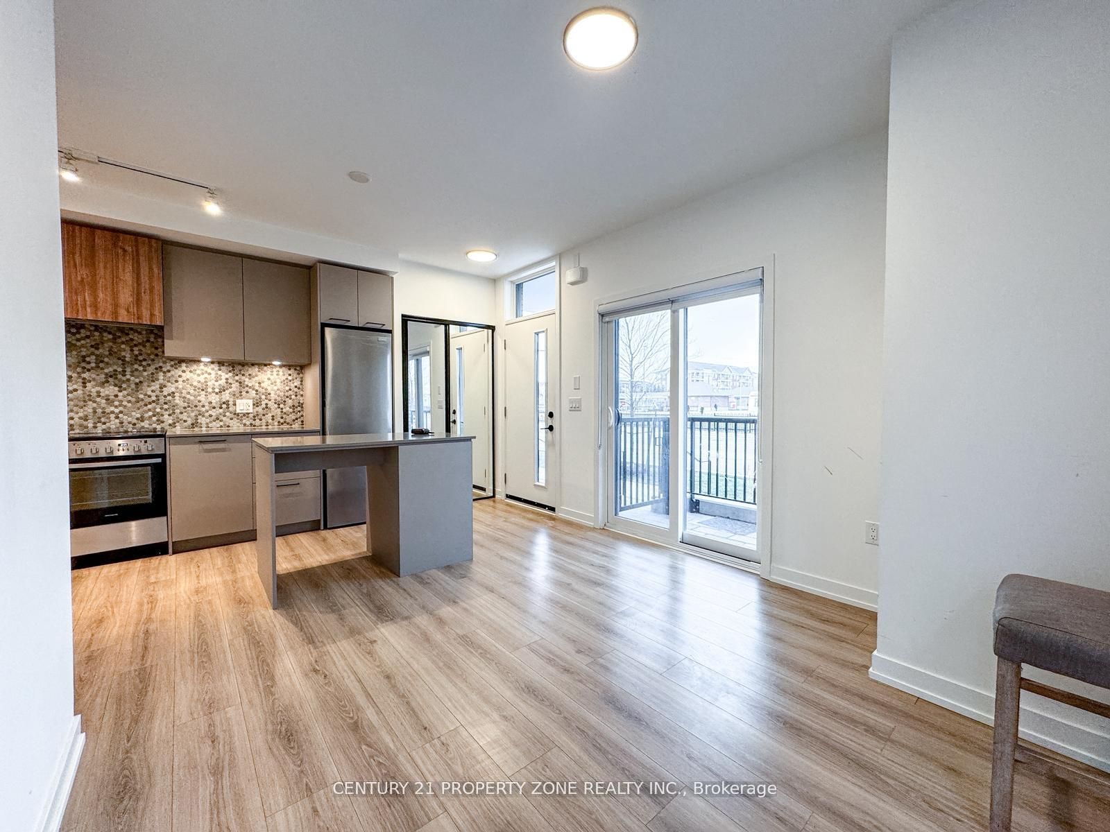 20 Lagerfeld Drive 06, Brampton, ON L7A 5L5 photo 3