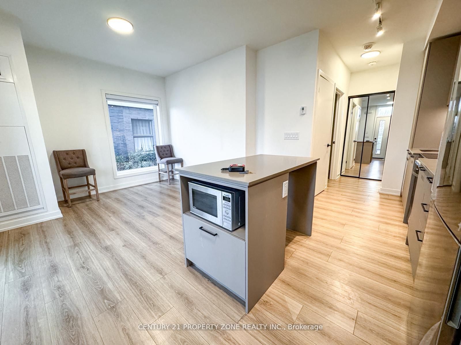 20 Lagerfeld Drive 06, Brampton, ON L7A 5L5 photo 5