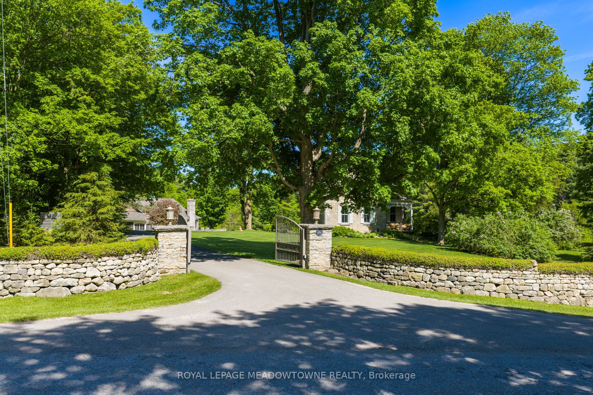 14249 Tenth Line, Halton Hills, ON L7G 4S8 photo 4