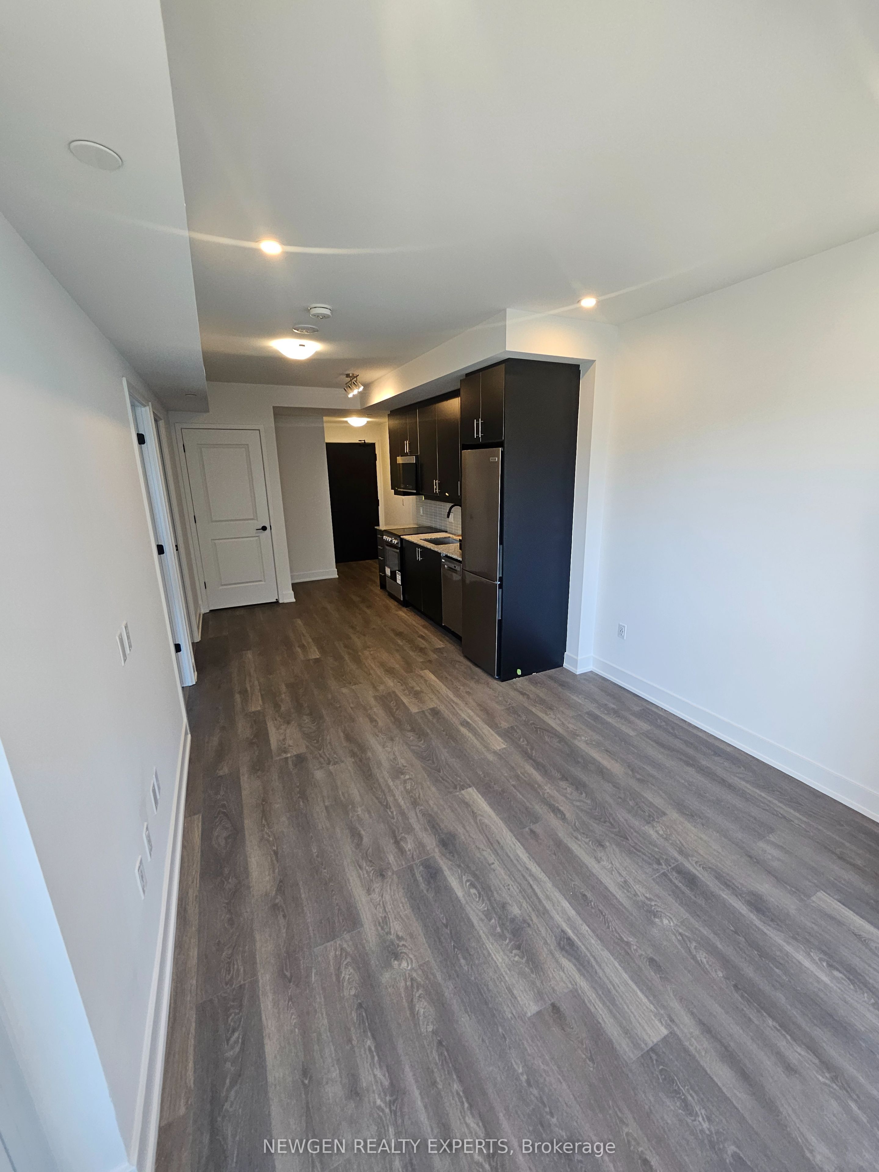 2333 Khalsa Gate 221, Oakville, ON L6M 4J2 photo 5