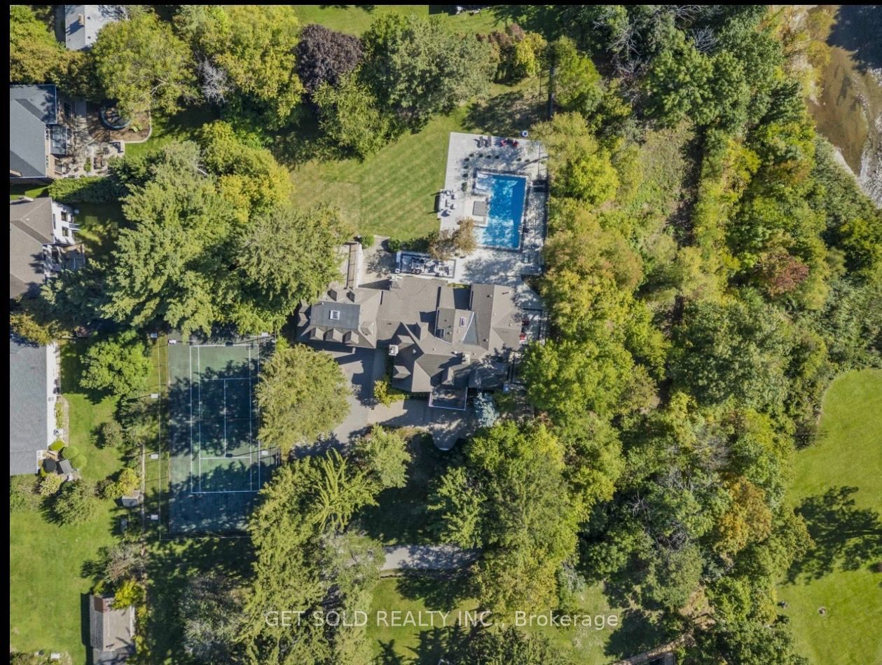 2552 Jarvis Street, Mississauga, ON L5C 2P6