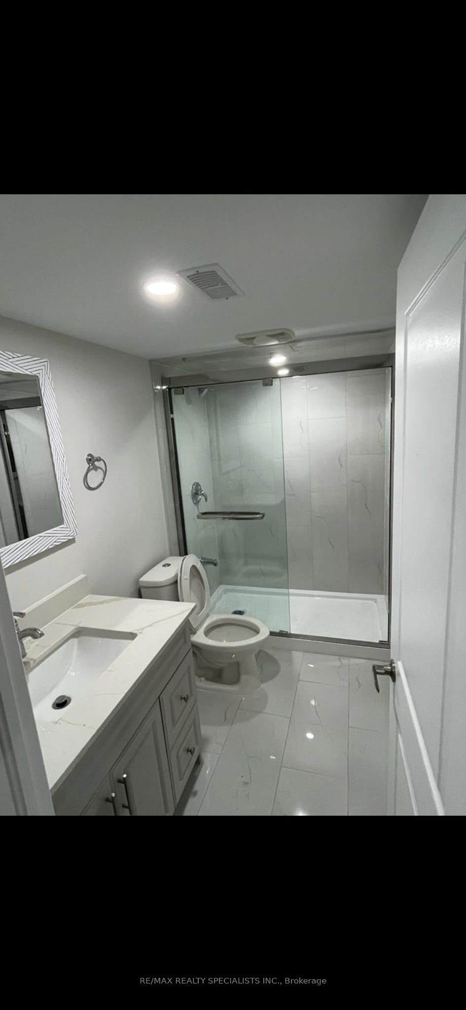 62 HUBBELL Road (Basement Apartment), Brampton, ON L6Y 1P3 photo 4