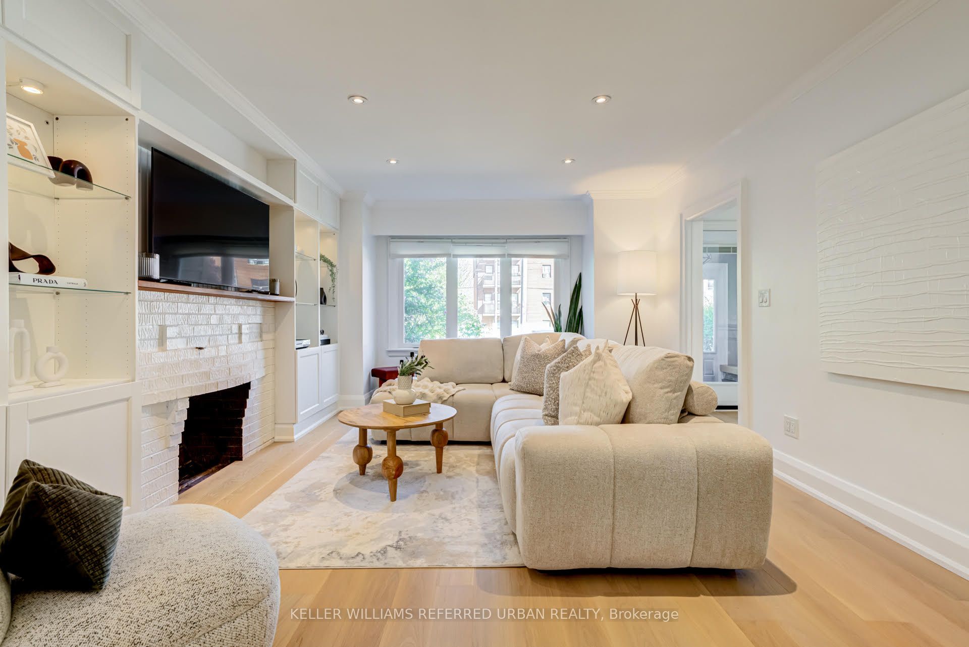 2522 Lake Shore Boulevard W, Toronto, ON M8V 1E1 photo 3