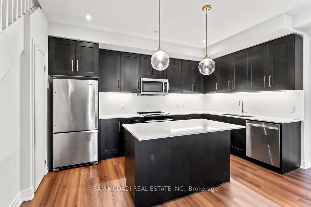 1180 Cawthra Road 102, Mississauga, ON L5G 0A5 photo 5