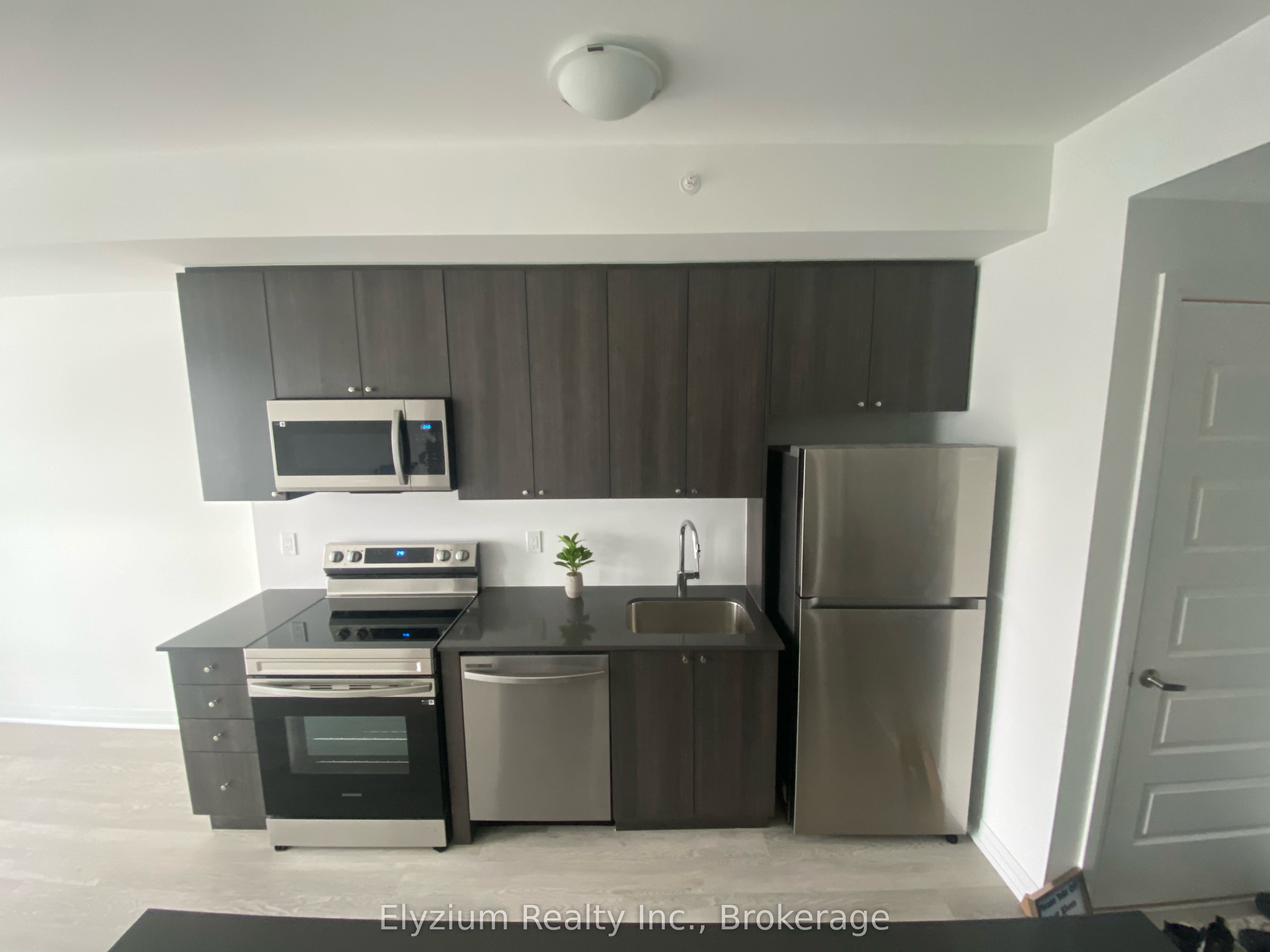 490 Gordon Krantz Avenue 301, Milton, ON L9E 1Z5 photo 5