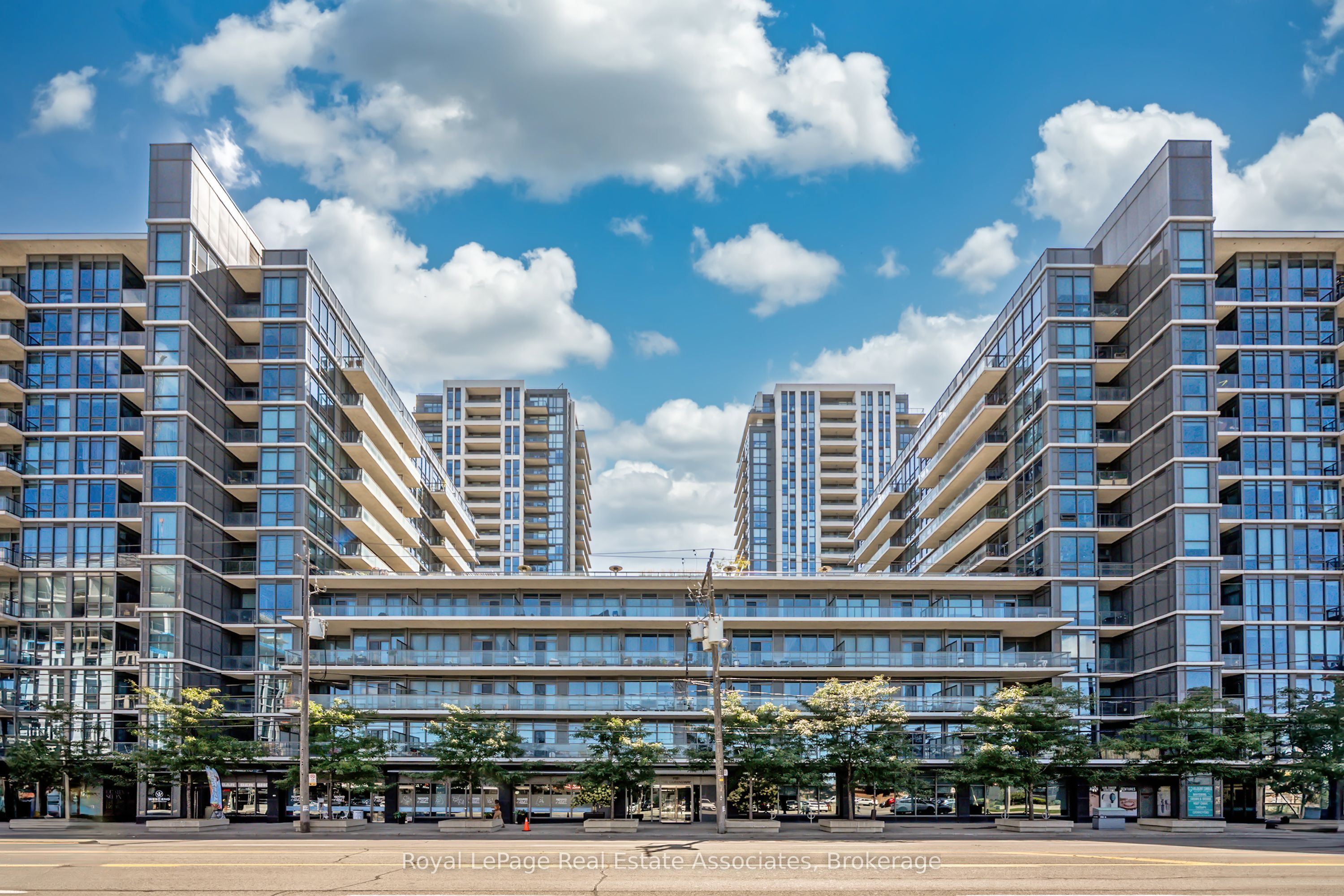 1185 The Queensway 513, Toronto, ON M8Z 0C6