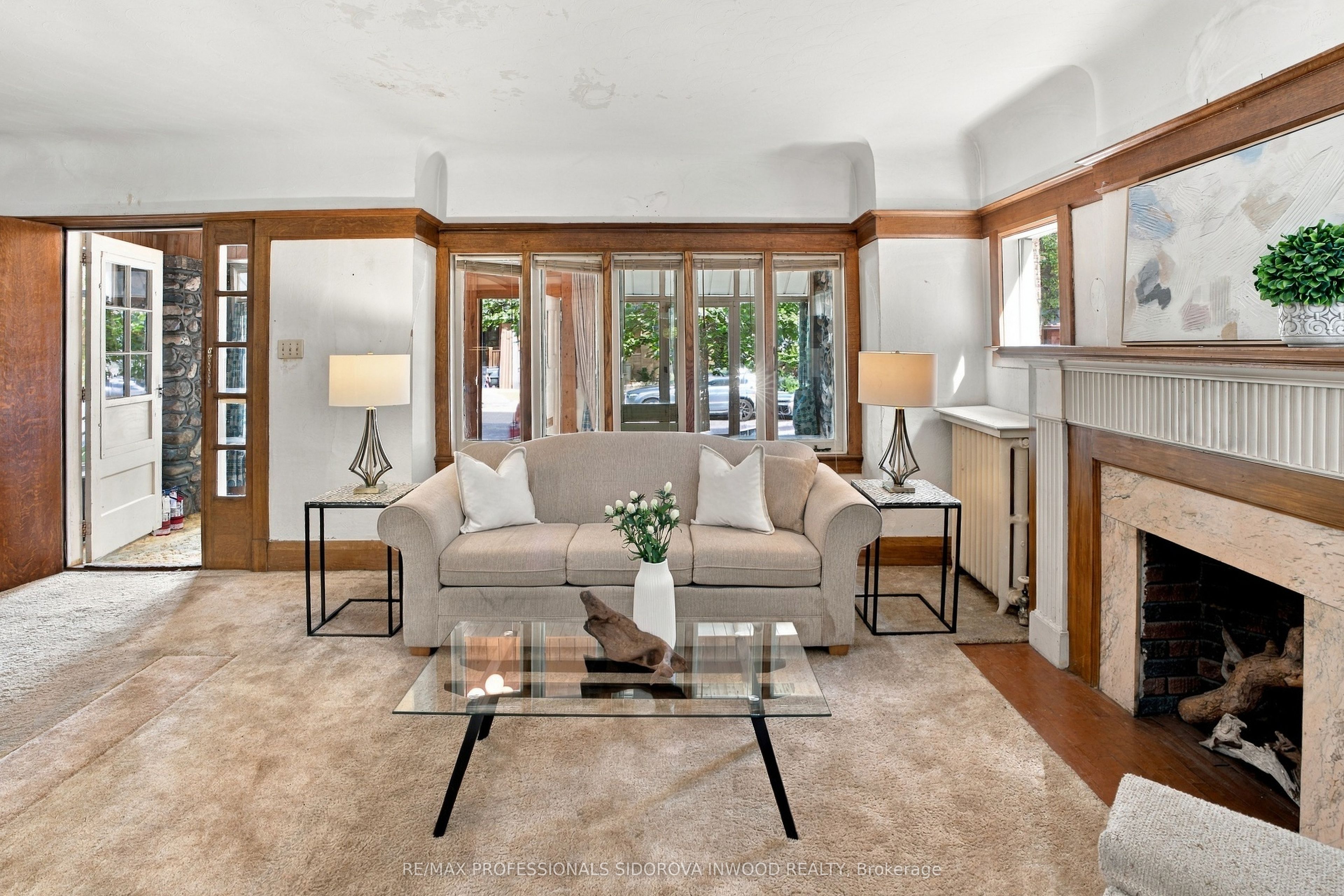 282 Kennedy Avenue, Toronto, ON M6P 3C3 photo 3