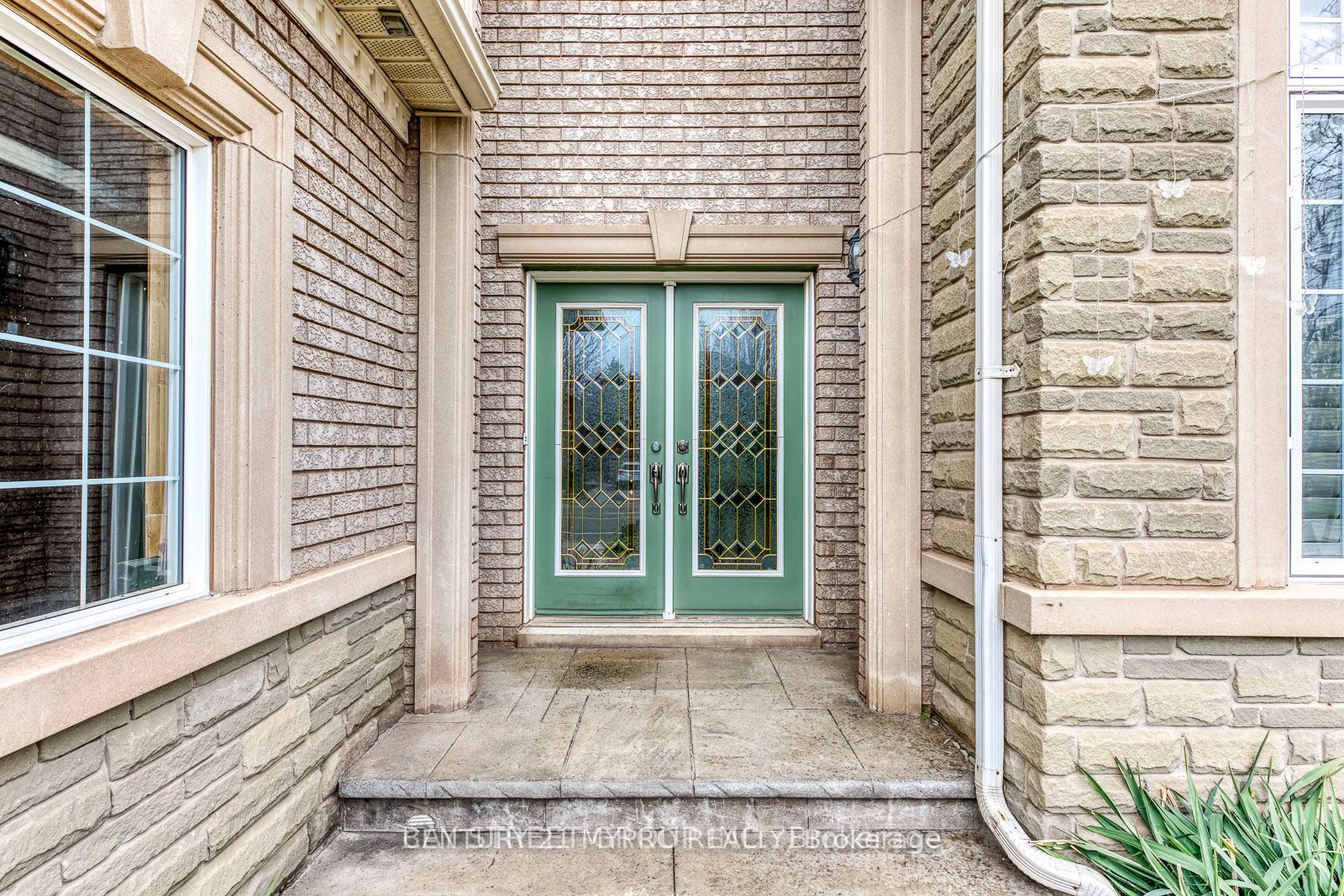 2179 North Ridge Trail, Oakville, ON L6H 6W7 photo 2