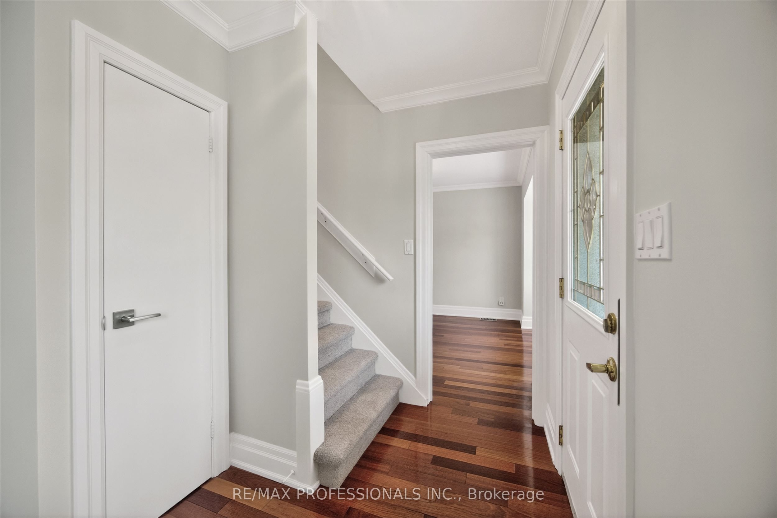 27 Nottingham Drive, Toronto, ON M9A 2W4 photo 5