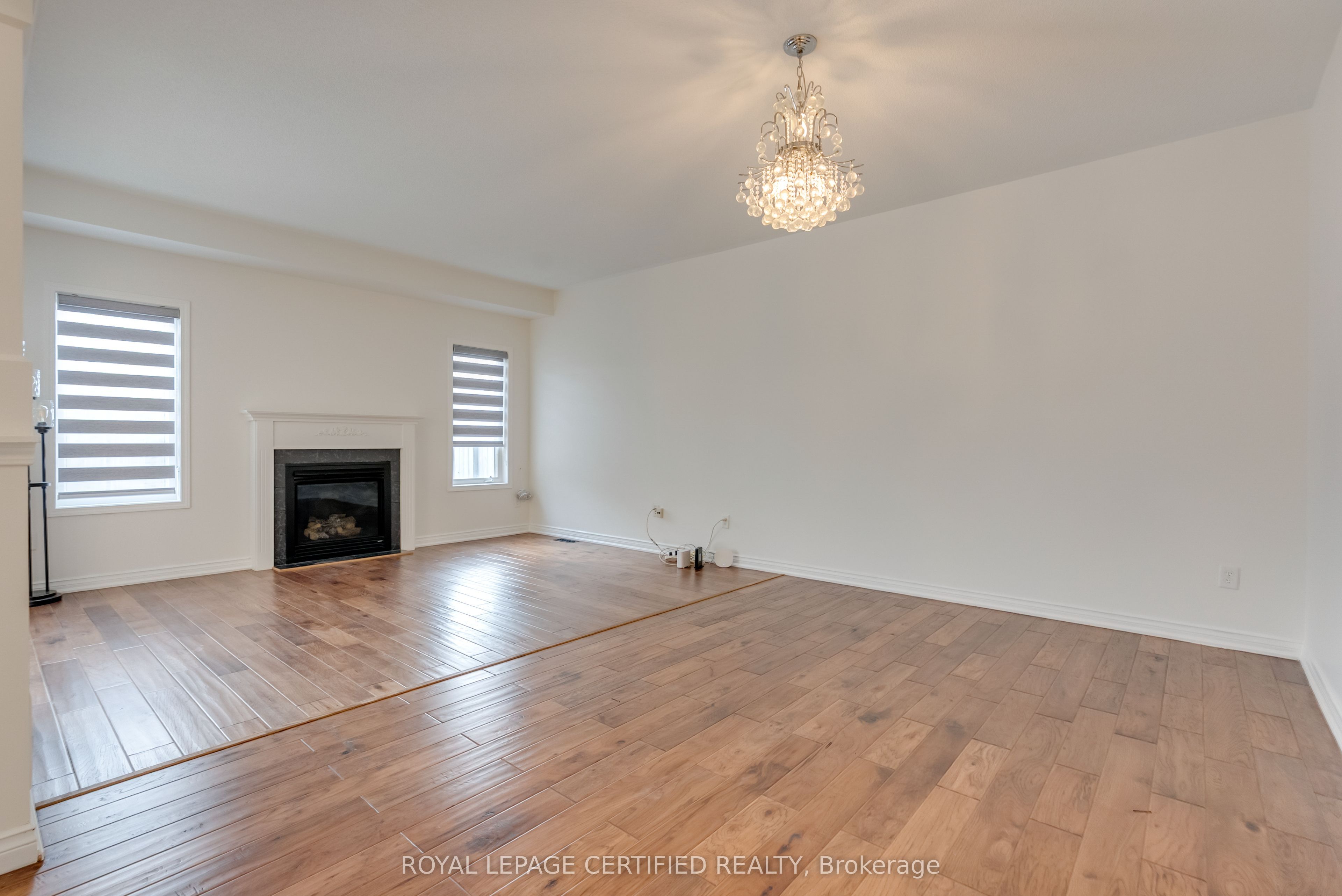 3053 Ferguson Drive, Burlington, ON L7M 0G5 photo 5