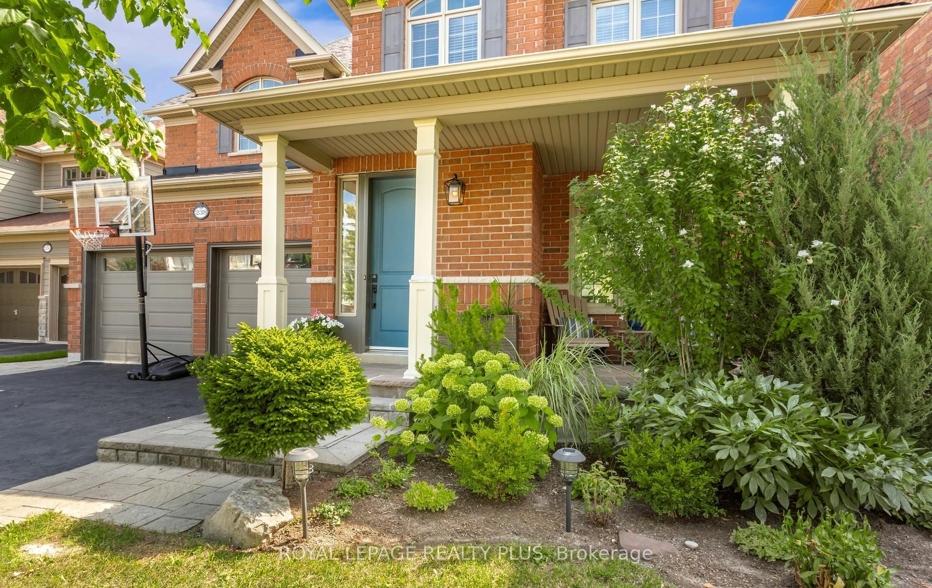 238 Melanson Heights, Milton, ON L9T 0S6 photo 3