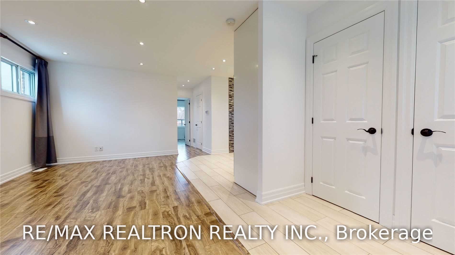 78 Schell Avenue Main Floor, Toronto, ON M6E 2S9 photo 3