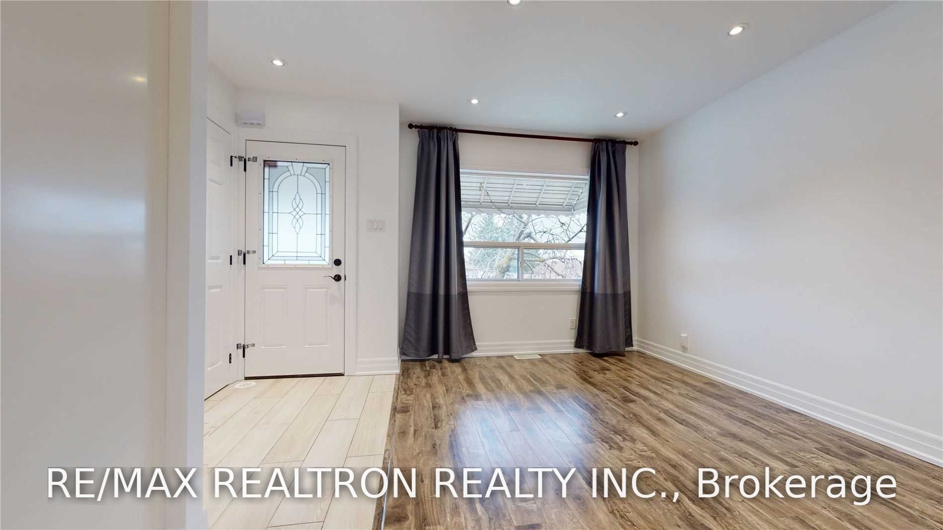 78 Schell Avenue Main Floor, Toronto, ON M6E 2S9 photo 4