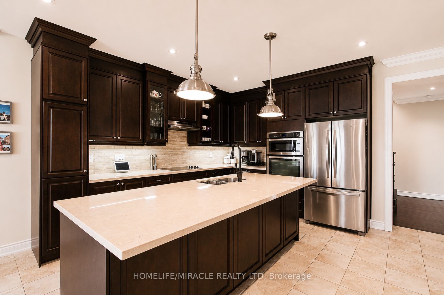 37 Degrey Drive, Brampton, ON L6P 3X5 photo 5