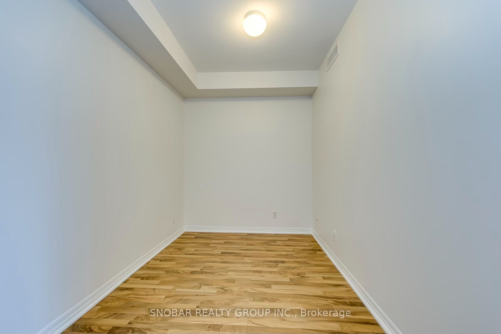 245 Dalesford Road 415, Toronto, ON M8Y 4H7 photo 5