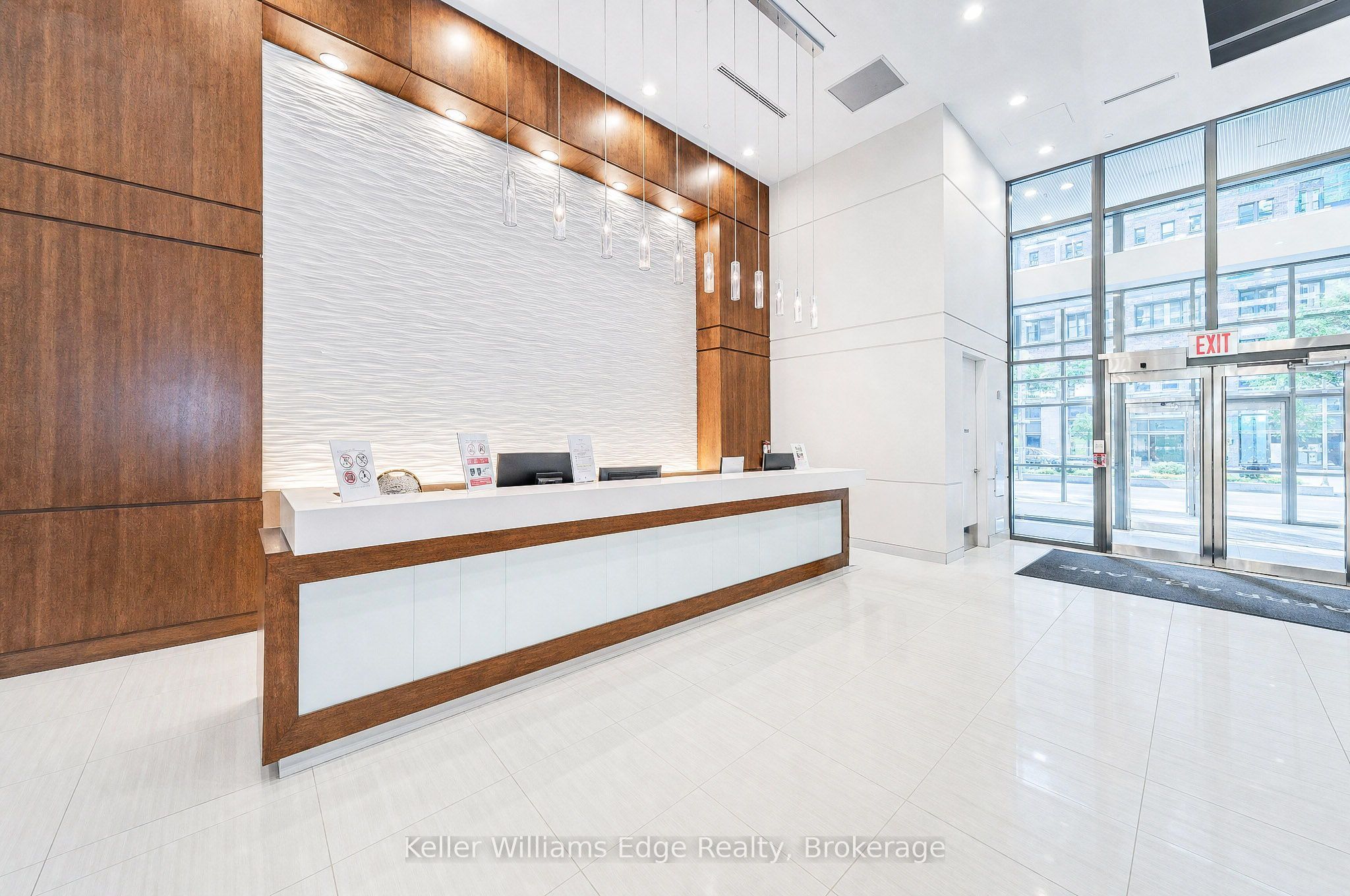 2200 Lake Shore Boulevard W 605, Toronto, ON M8V 1A4 photo 2