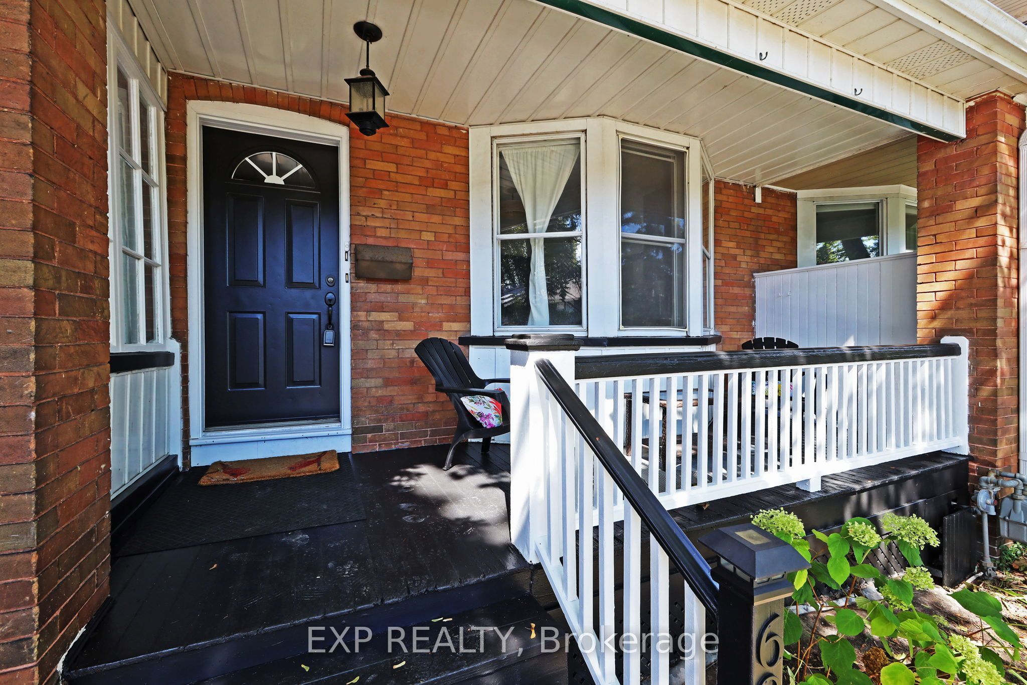 60 Parkdale Road, Toronto, ON M6R 1E2 photo 2