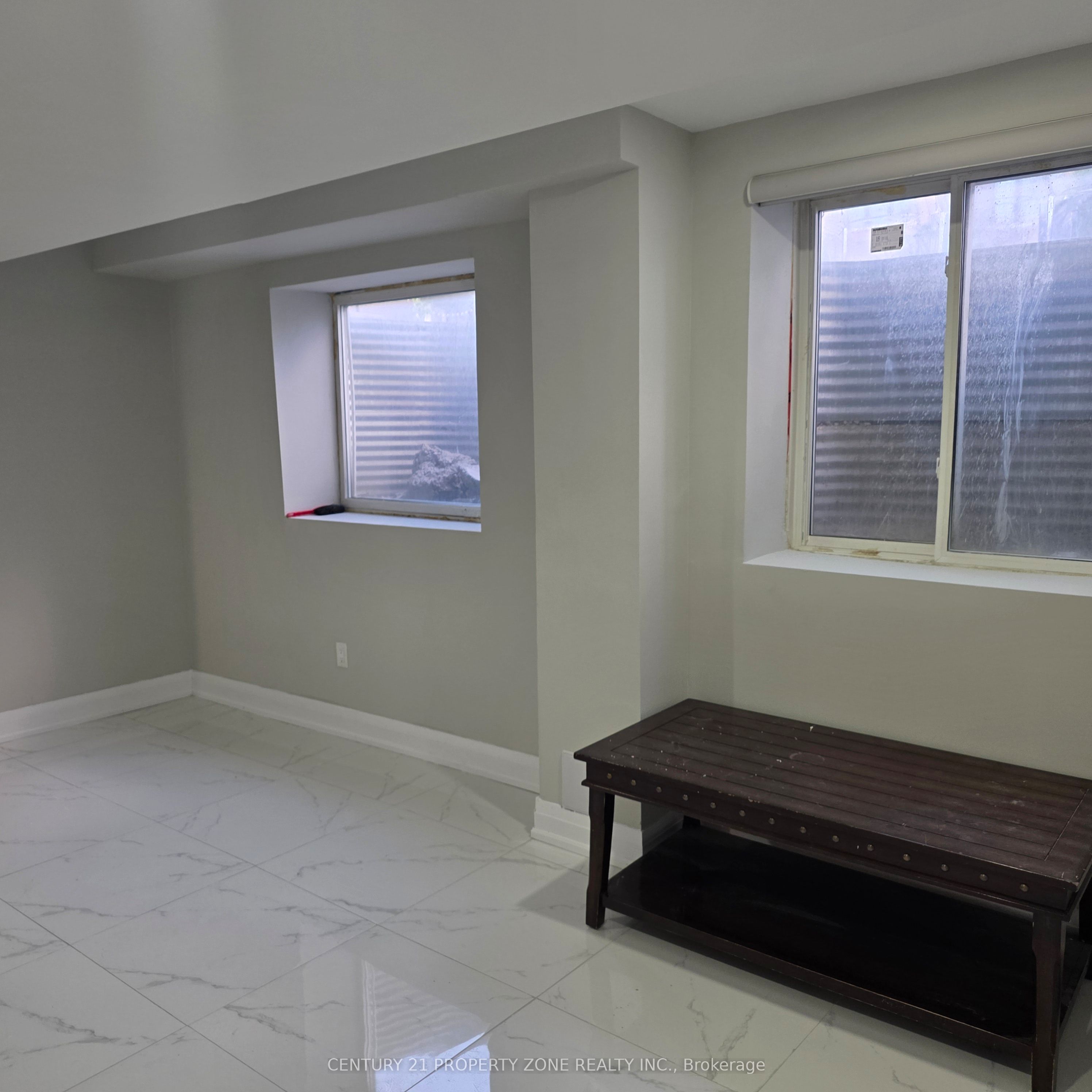 2 Bachelor Street, Brampton, ON L7A 5B1 photo 3