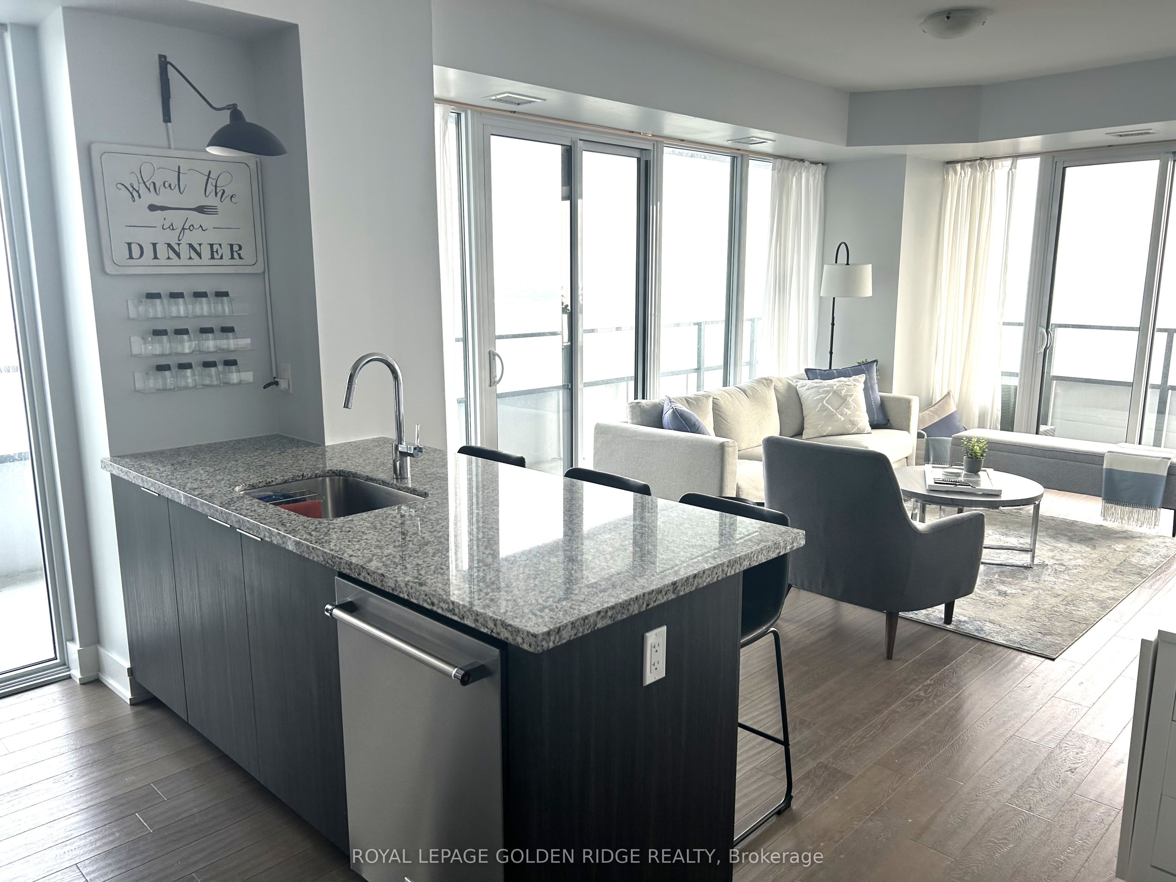 20 Shore Breeze Drive S 2607, Toronto, ON M8V 0C7 photo 4