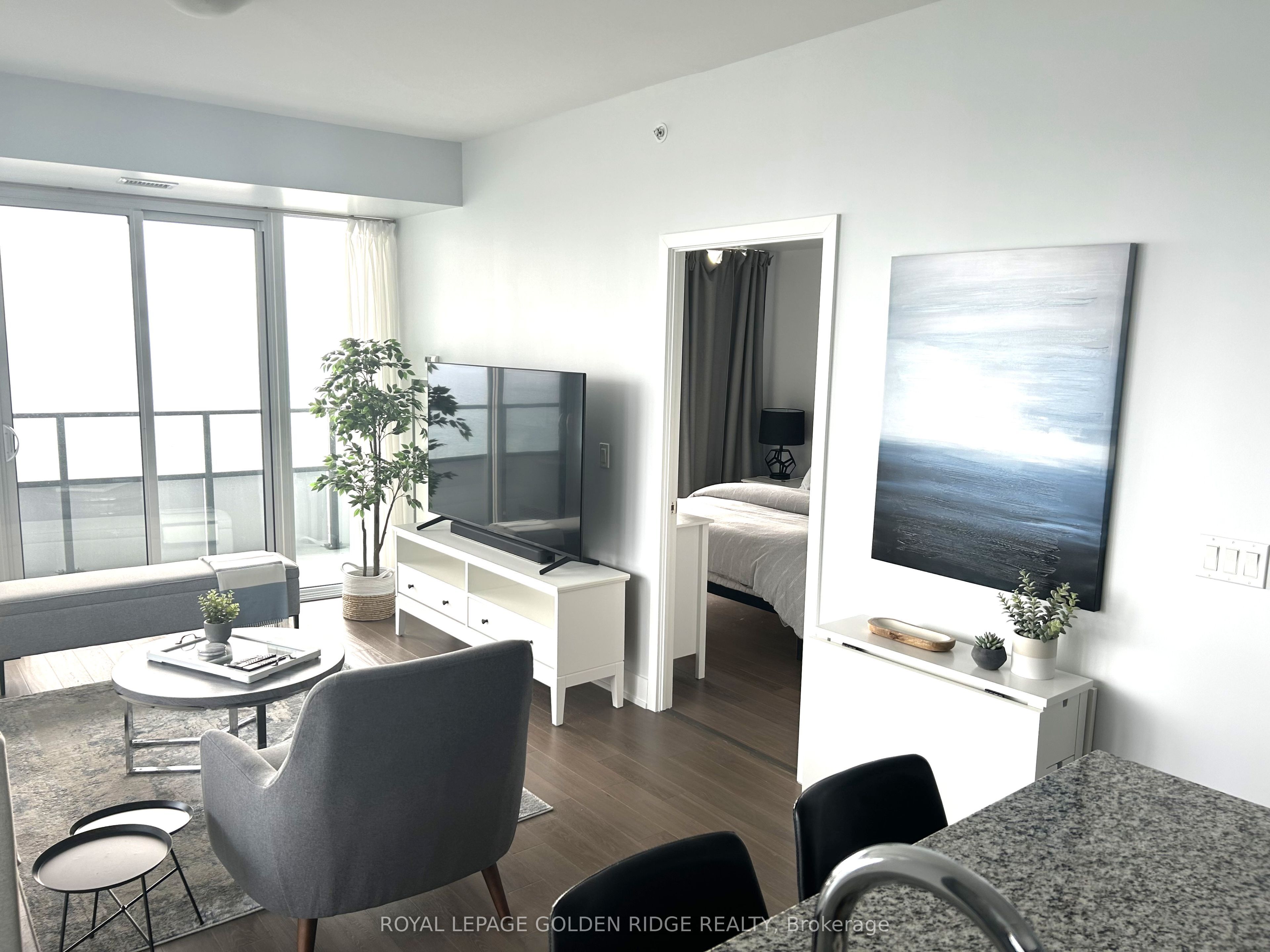 20 Shore Breeze Drive S 2607, Toronto, ON M8V 0C7 photo 5