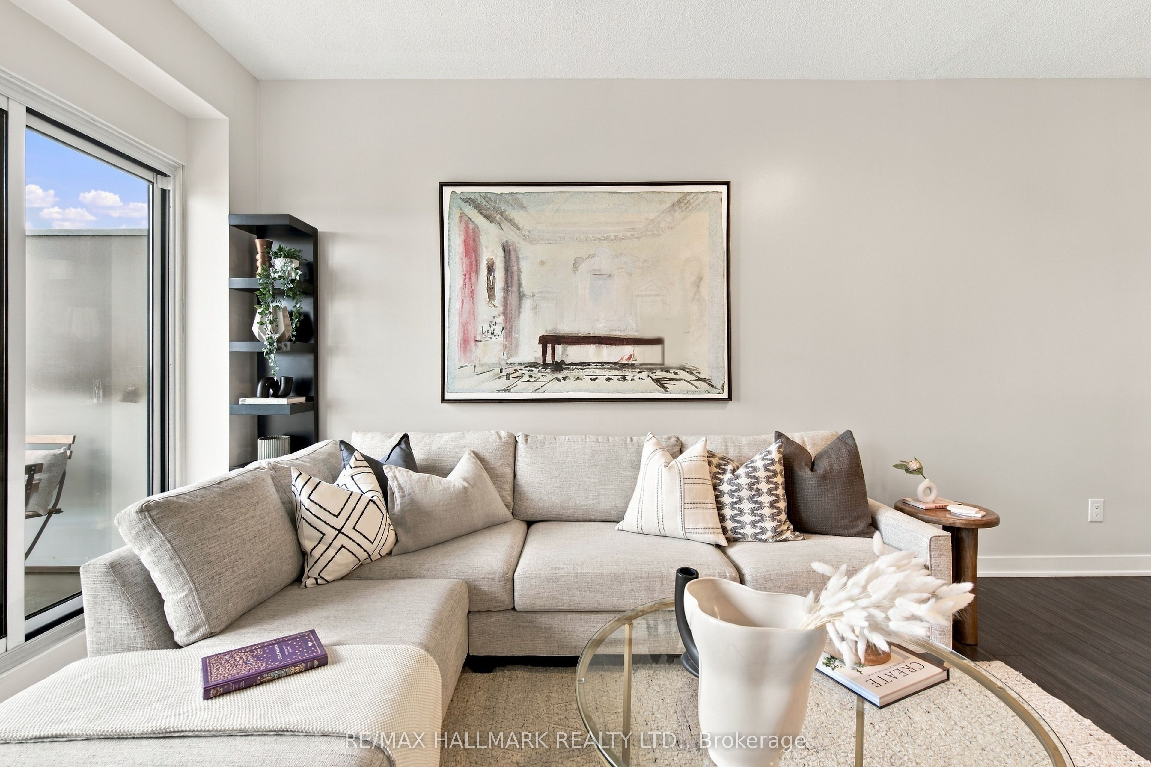 165 Legion Road N 824, Toronto, ON M8Y 0B3 photo 5