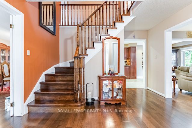 3362 Aubrey Road, Mississauga, ON L5L 5E1 photo 4