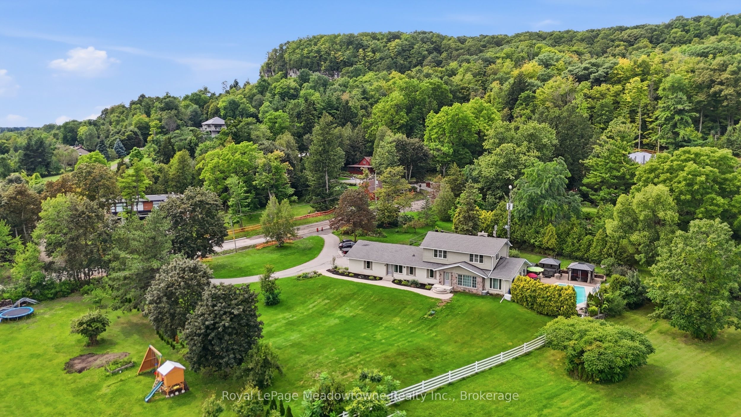 7053 Appleby Line, Milton, ON L9T 2Y1