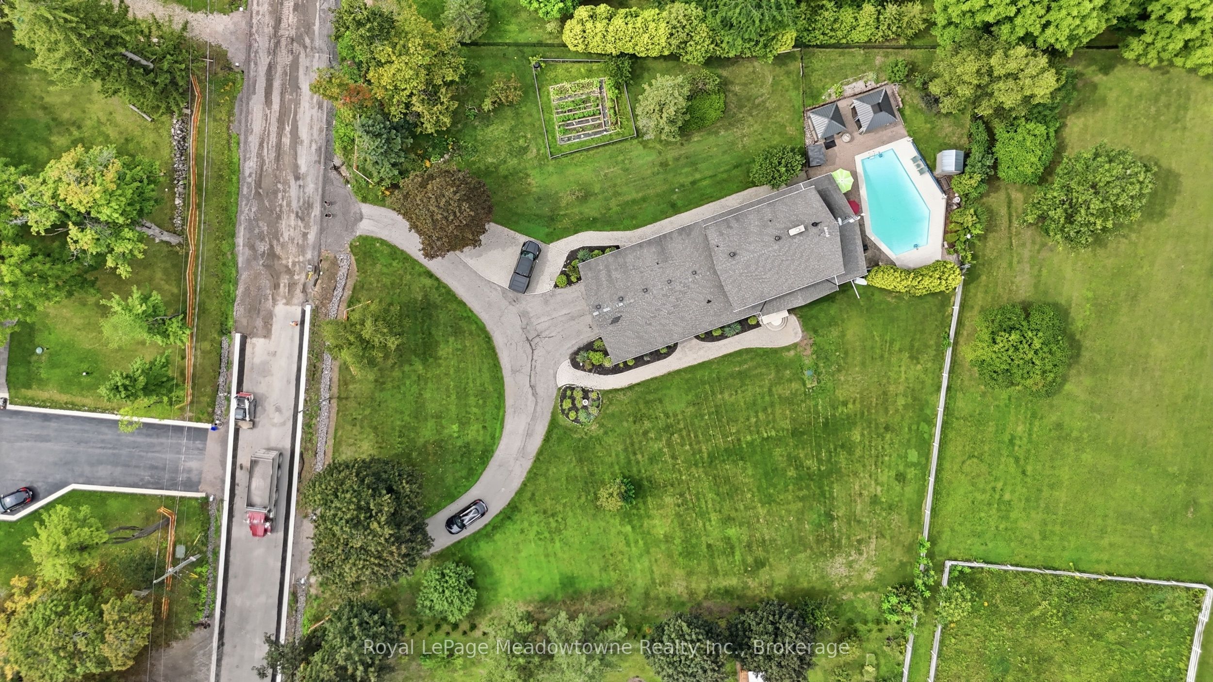 7053 Appleby Line, Milton, ON L9T 2Y1 photo 2