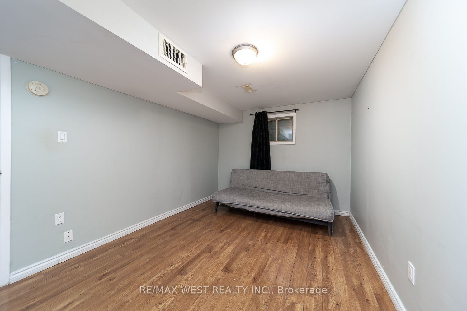 2534 Palisander Avenue, Mississauga, ON L5B 2L2 photo 3