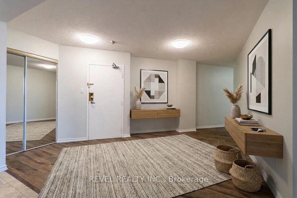 3559 Eglinton Avenue W 306, Toronto, ON M6M 5C6 photo 5