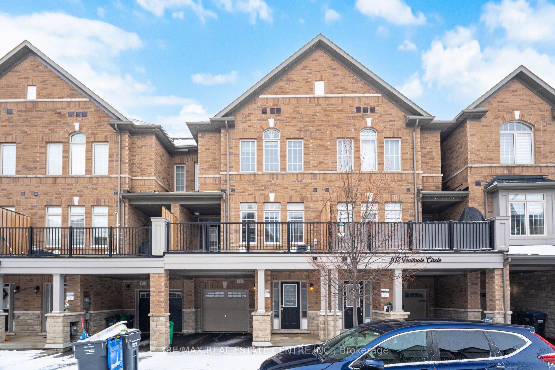 109 Fruitvale Circle, Brampton, ON L7A 5C4 photo 3