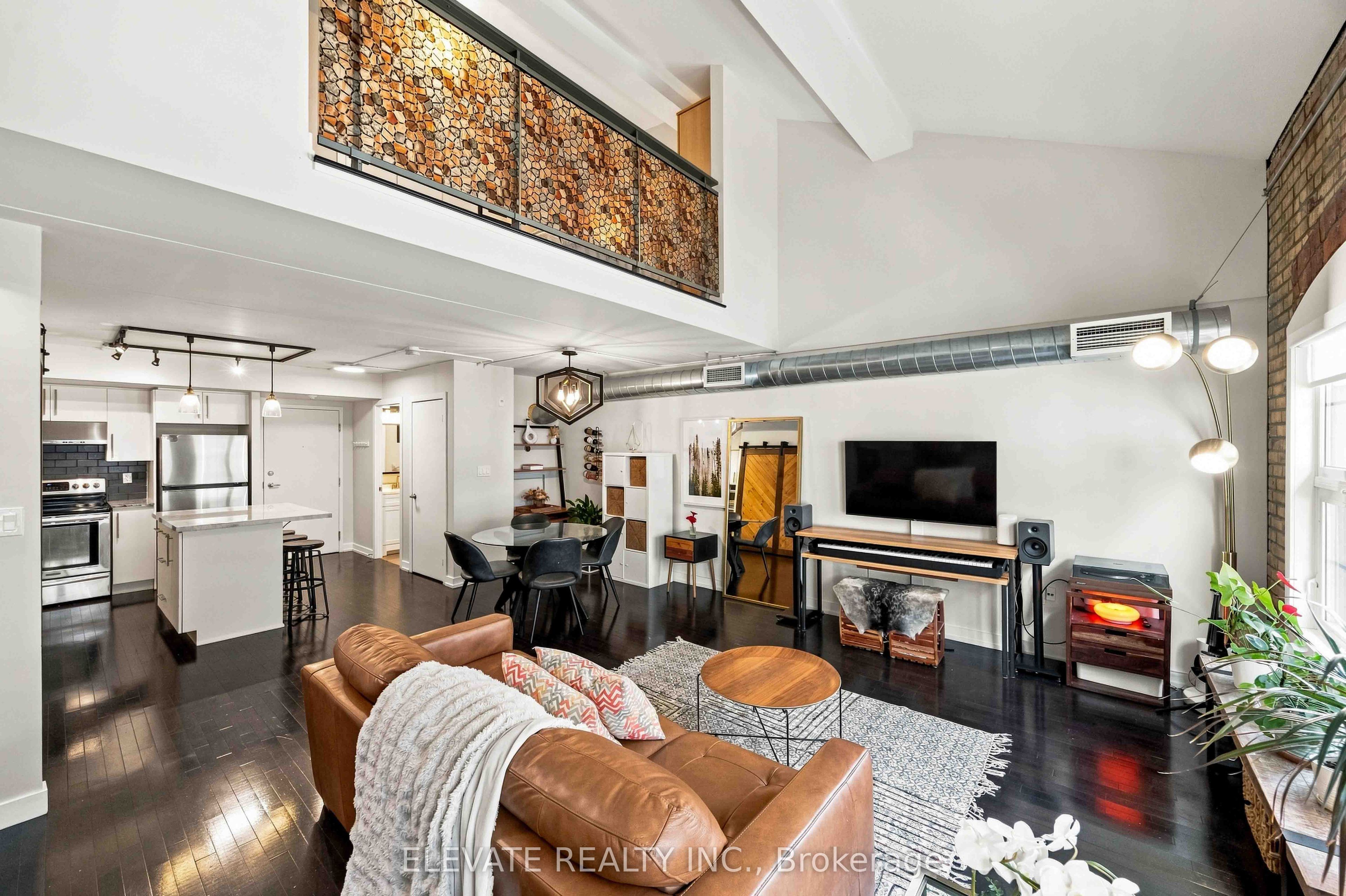 1100 Lansdowne Avenue 322, Toronto, ON M6H 4K1 photo 3