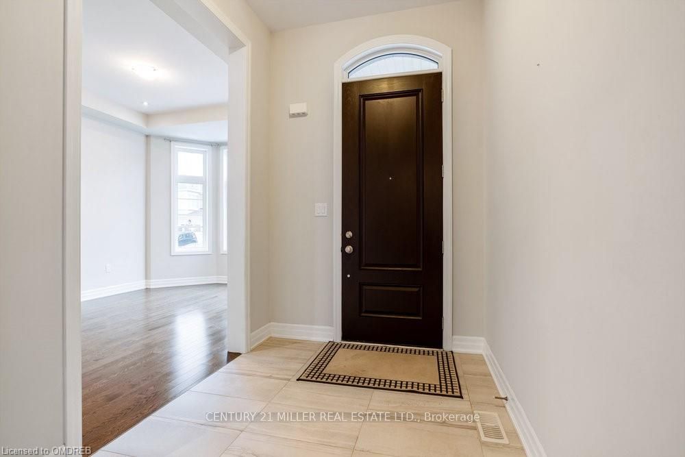 211 MAGNOLIA Crescent, Oakville, ON L6M 4M1 photo 3