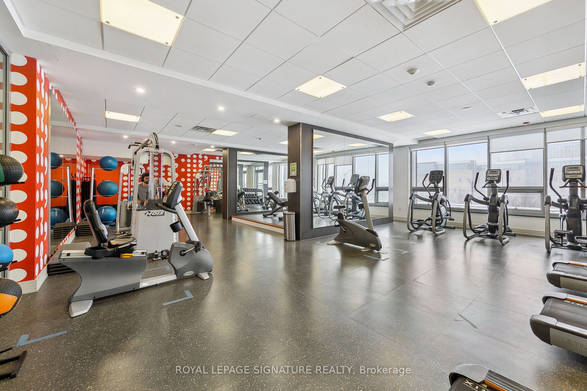 360 Square One Drive 2802, Mississauga, ON L5B 0G7 photo 5