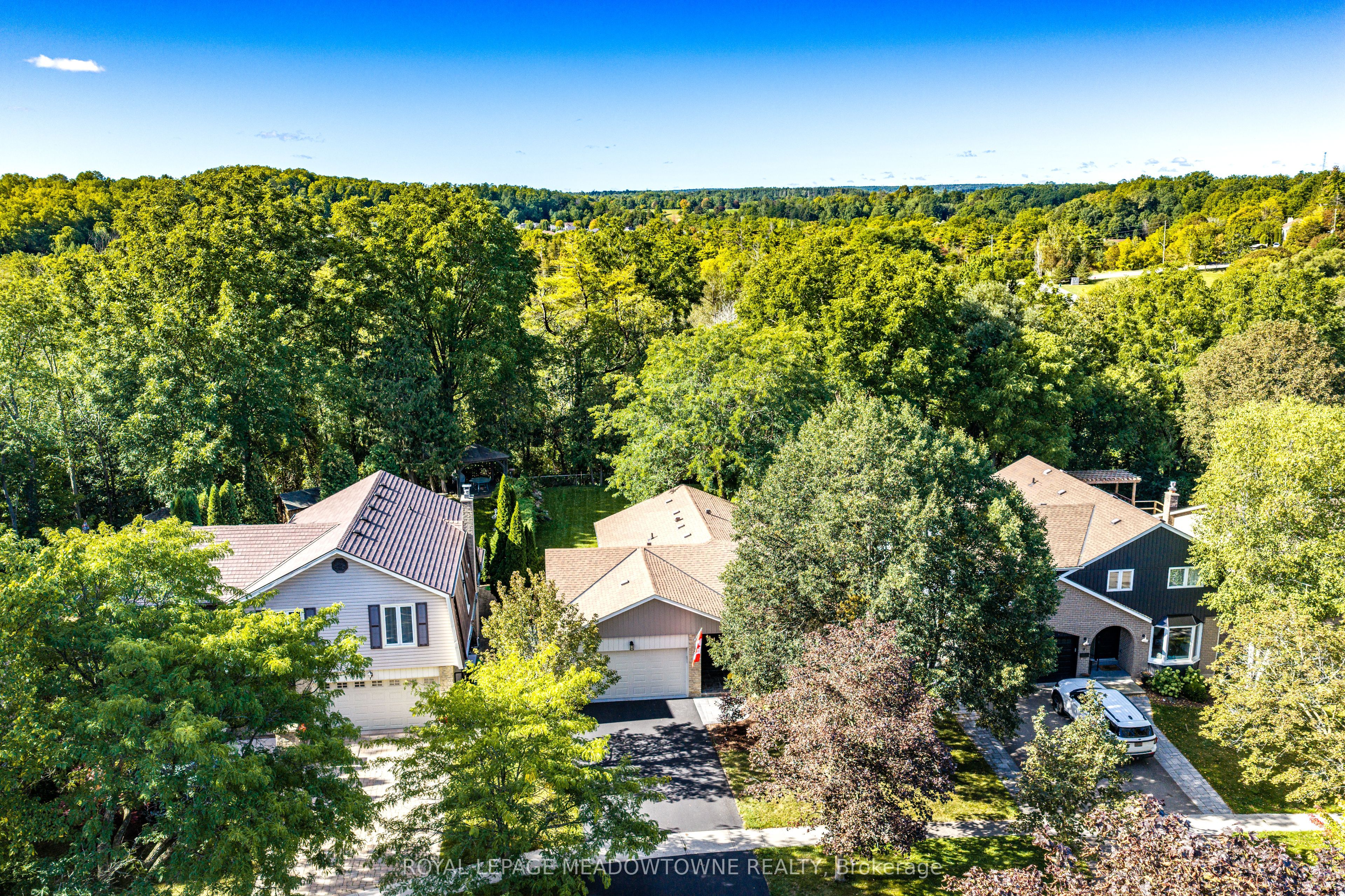 7 TERRY Court, Halton Hills, ON L7G 1P4