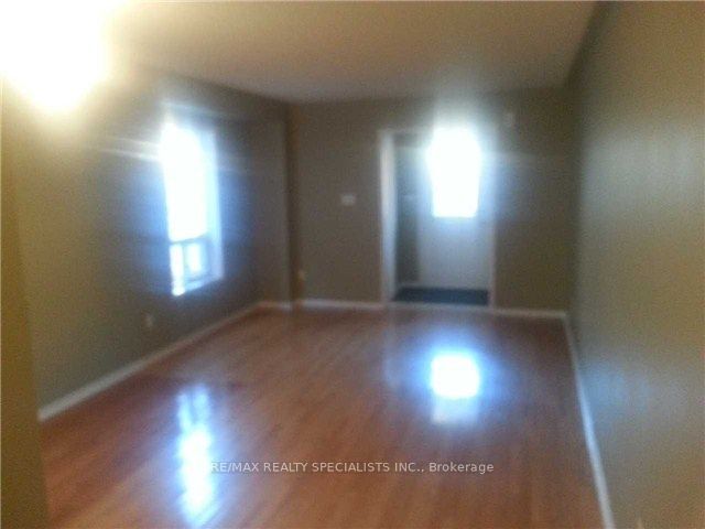 28 Fordwich Boulevard, Brampton, ON L7A 1S9 photo 3