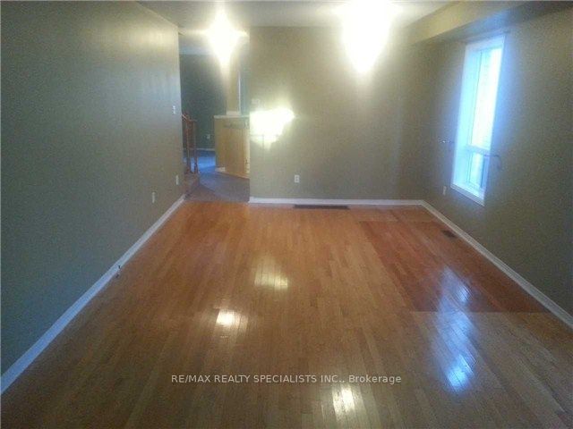 28 Fordwich Boulevard, Brampton, ON L7A 1S9 photo 4