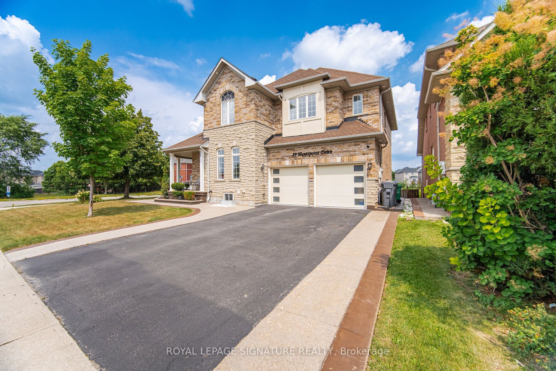 29 Huntspoint Drive 1, Brampton, ON L6P 2E5 photo 4