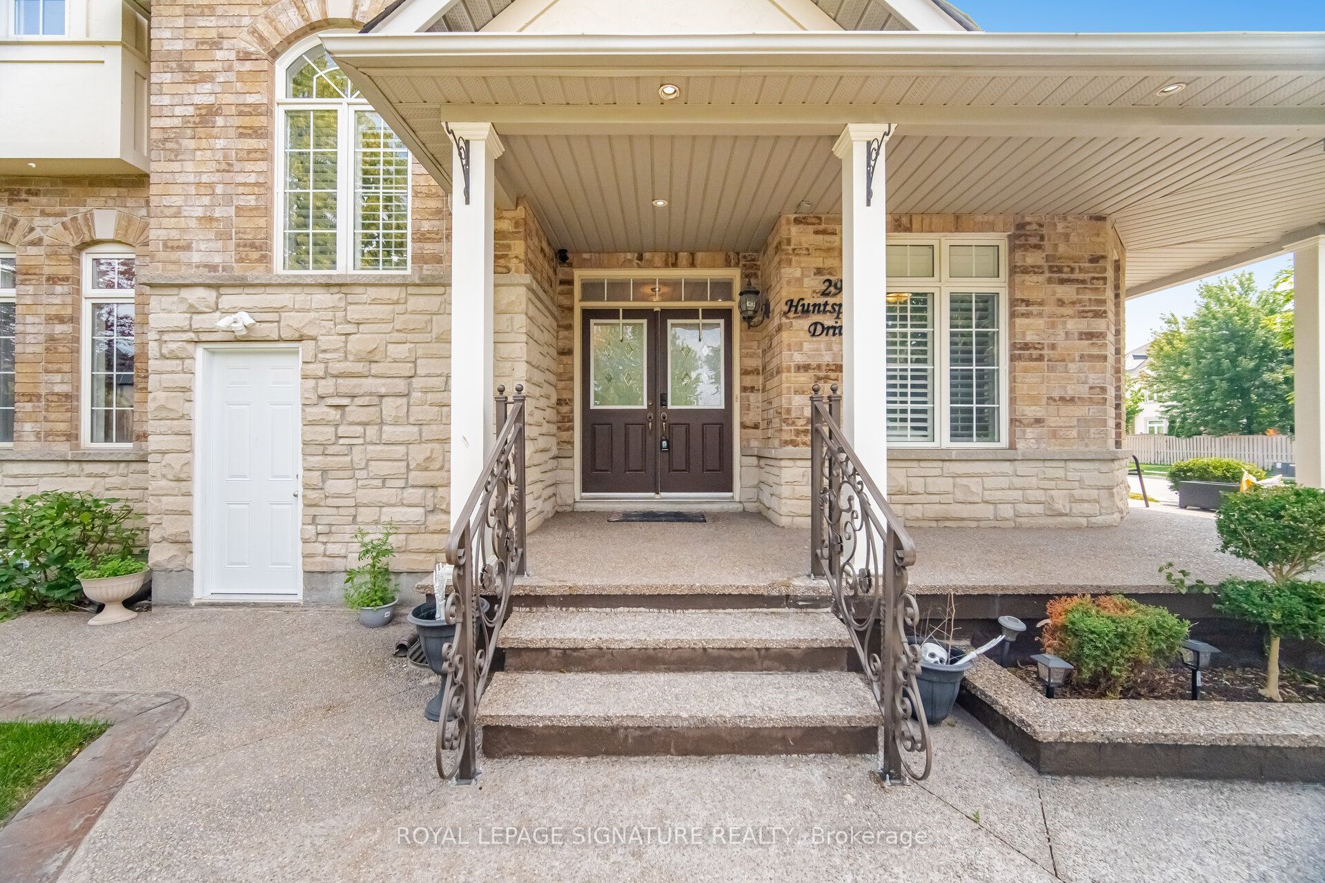 29 Huntspoint Drive 1, Brampton, ON L6P 2E5 photo 5