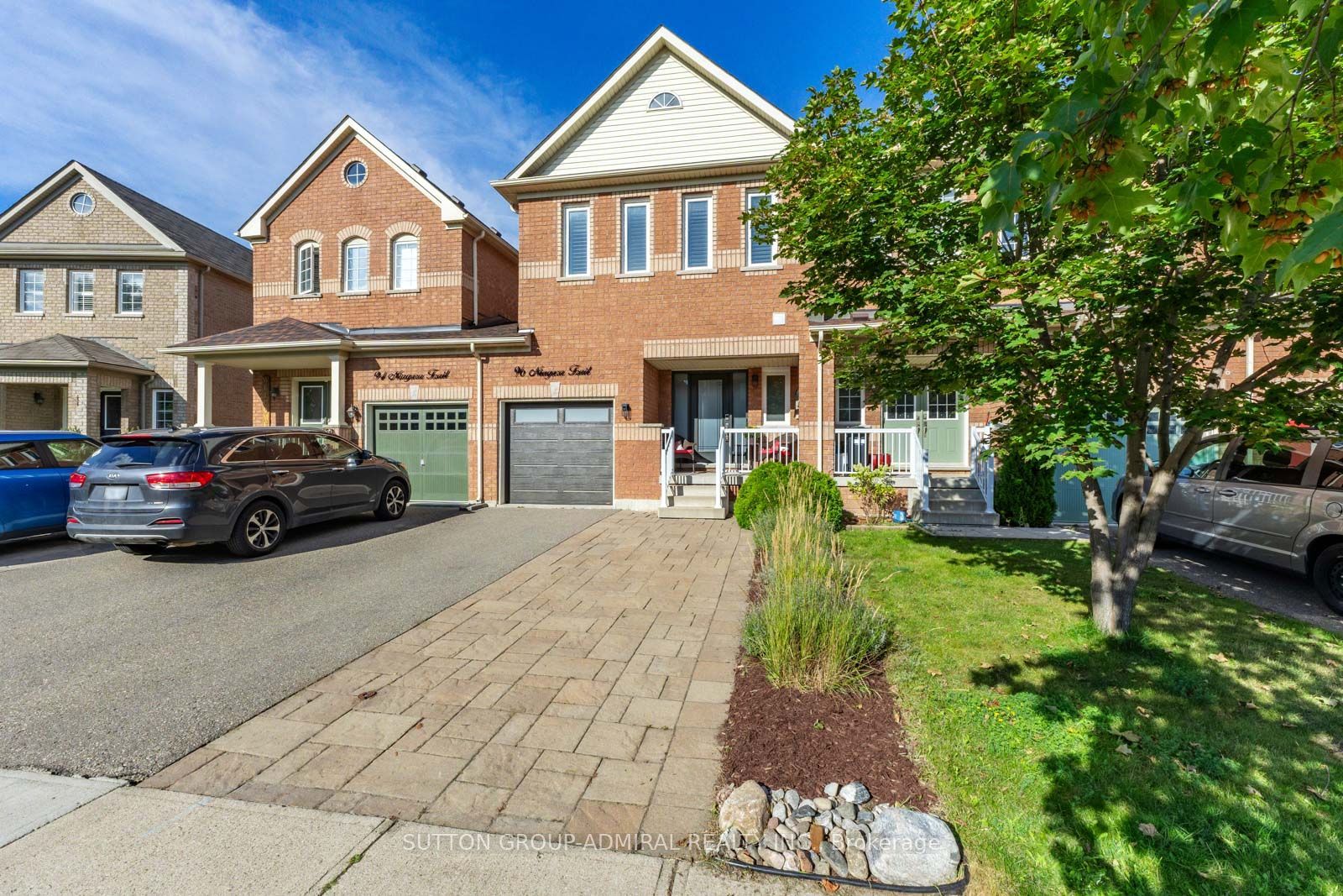 96 Niagara Trail, Halton Hills, ON L7G 0A8 photo 2