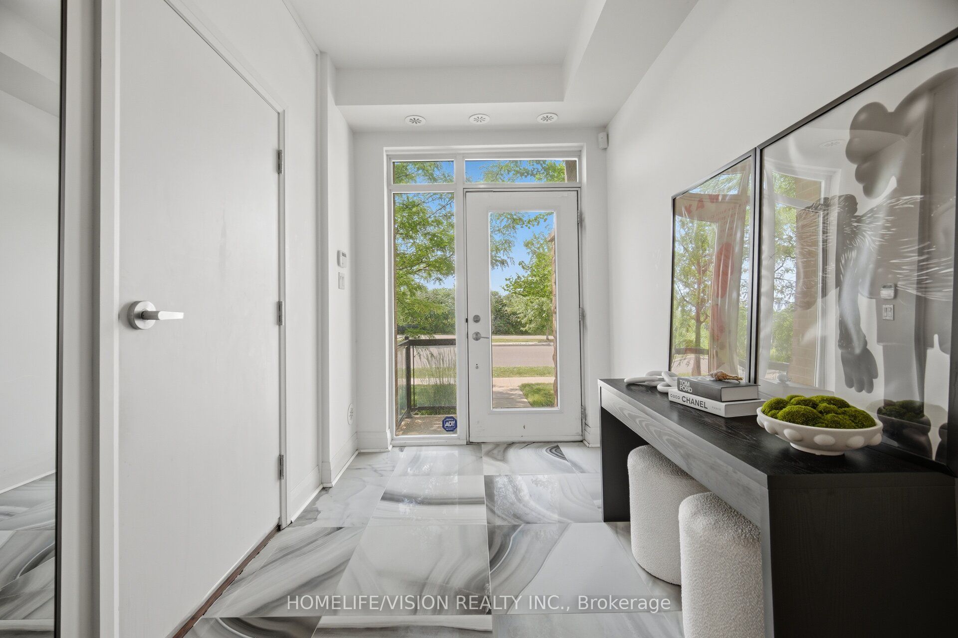150 Little Creek Road 2, Mississauga, ON L5R 0E9 photo 4