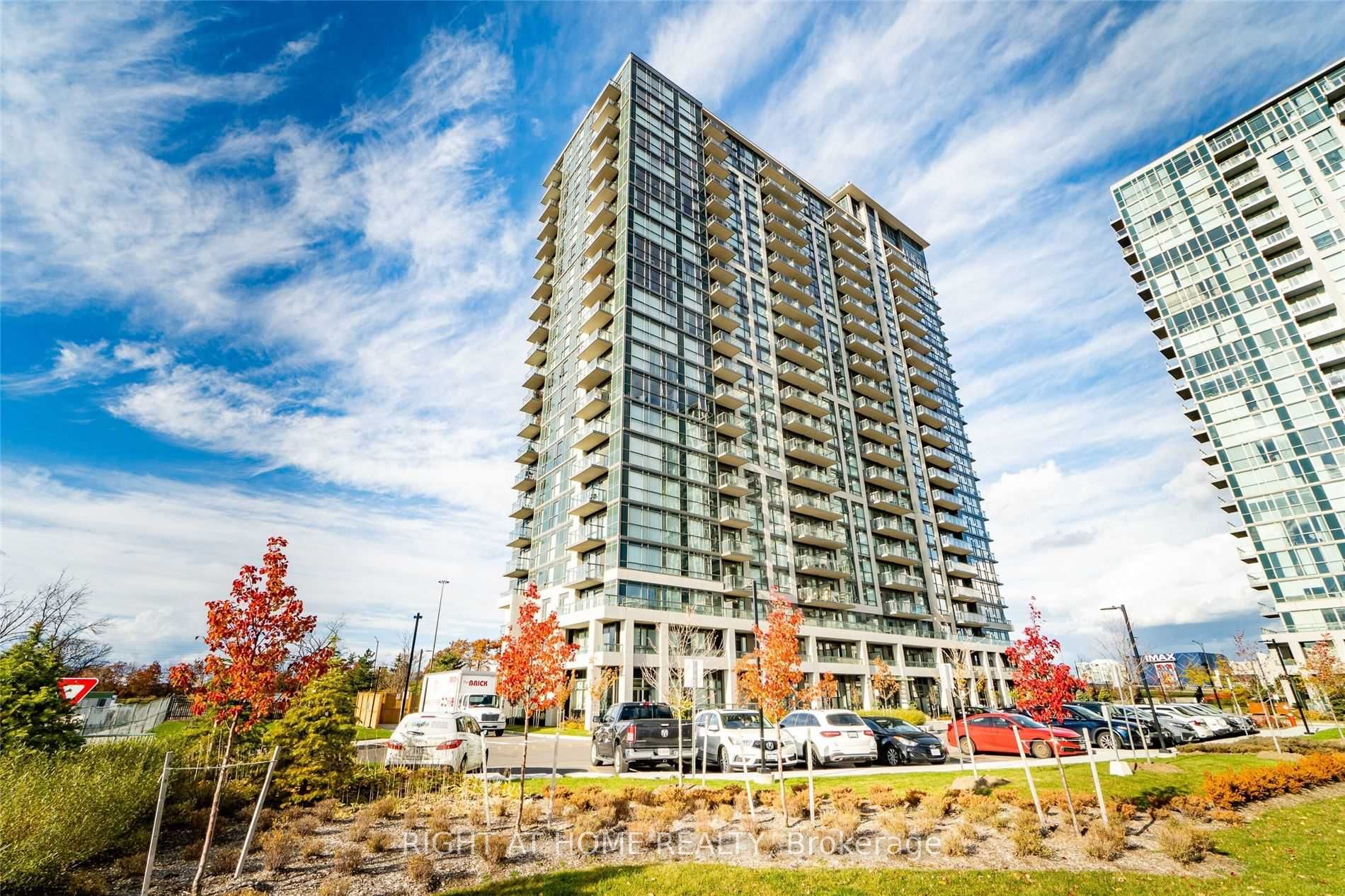 349 Rathburn Road W 512, Mississauga, ON L5B 0G9 photo 3