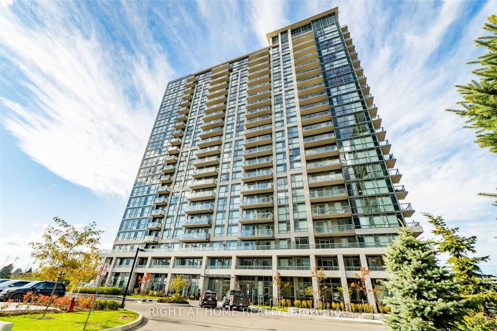 349 Rathburn Road W 512, Mississauga, ON L5B 0G9 photo 4