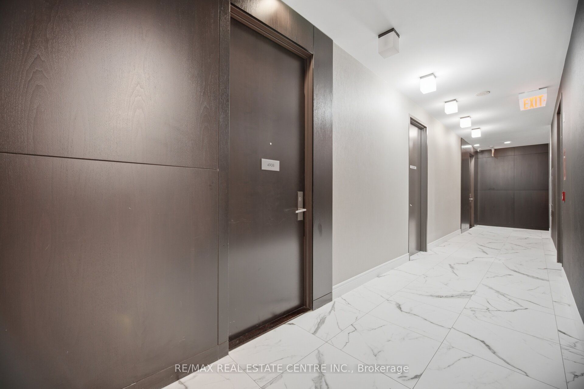 50 Absolute Avenue LPH8, Mississauga, ON L4Z 0A9 photo 4
