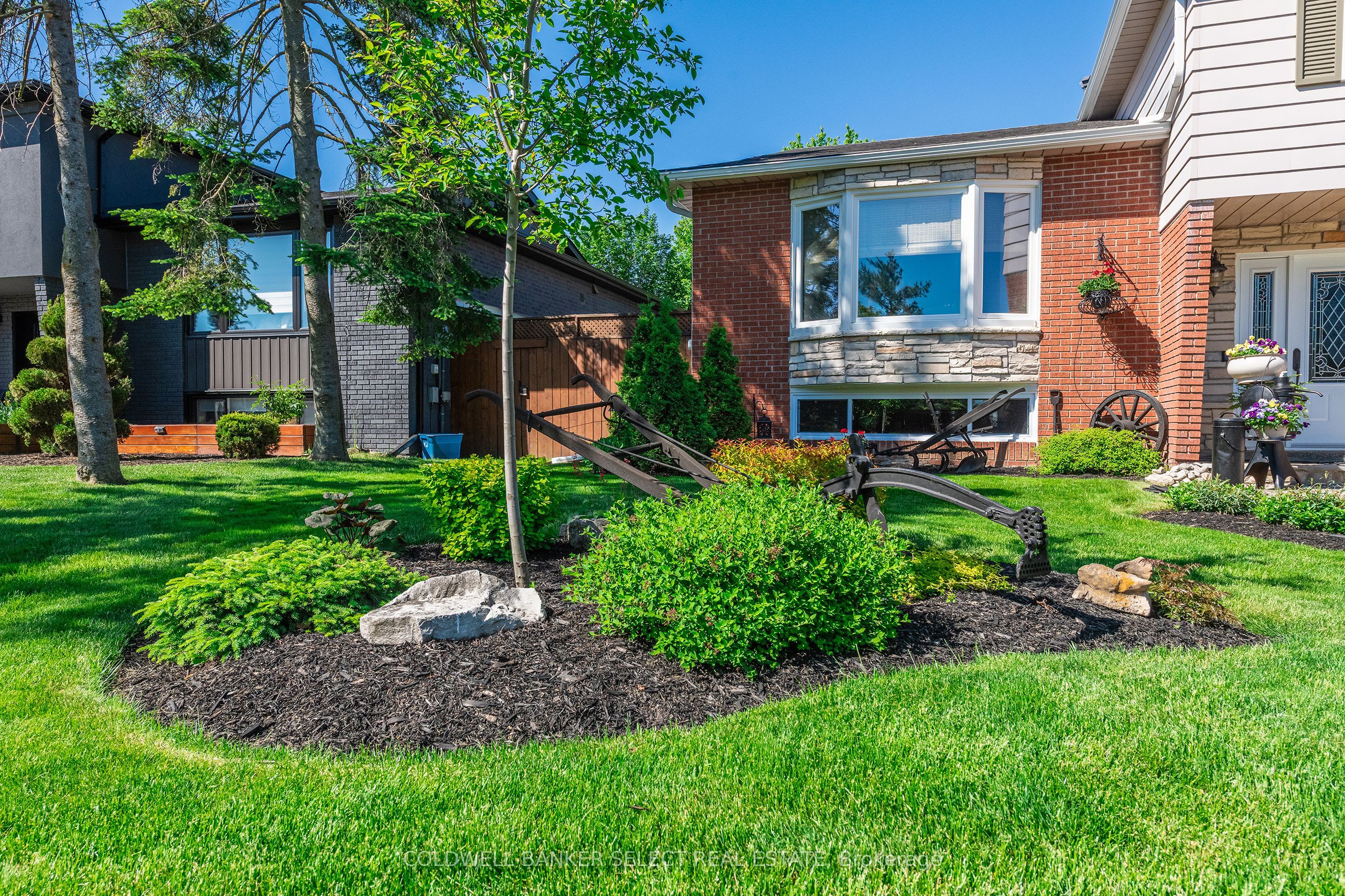 251 Bell Air Drive, Caledon, ON L7E 1Z9 photo 3