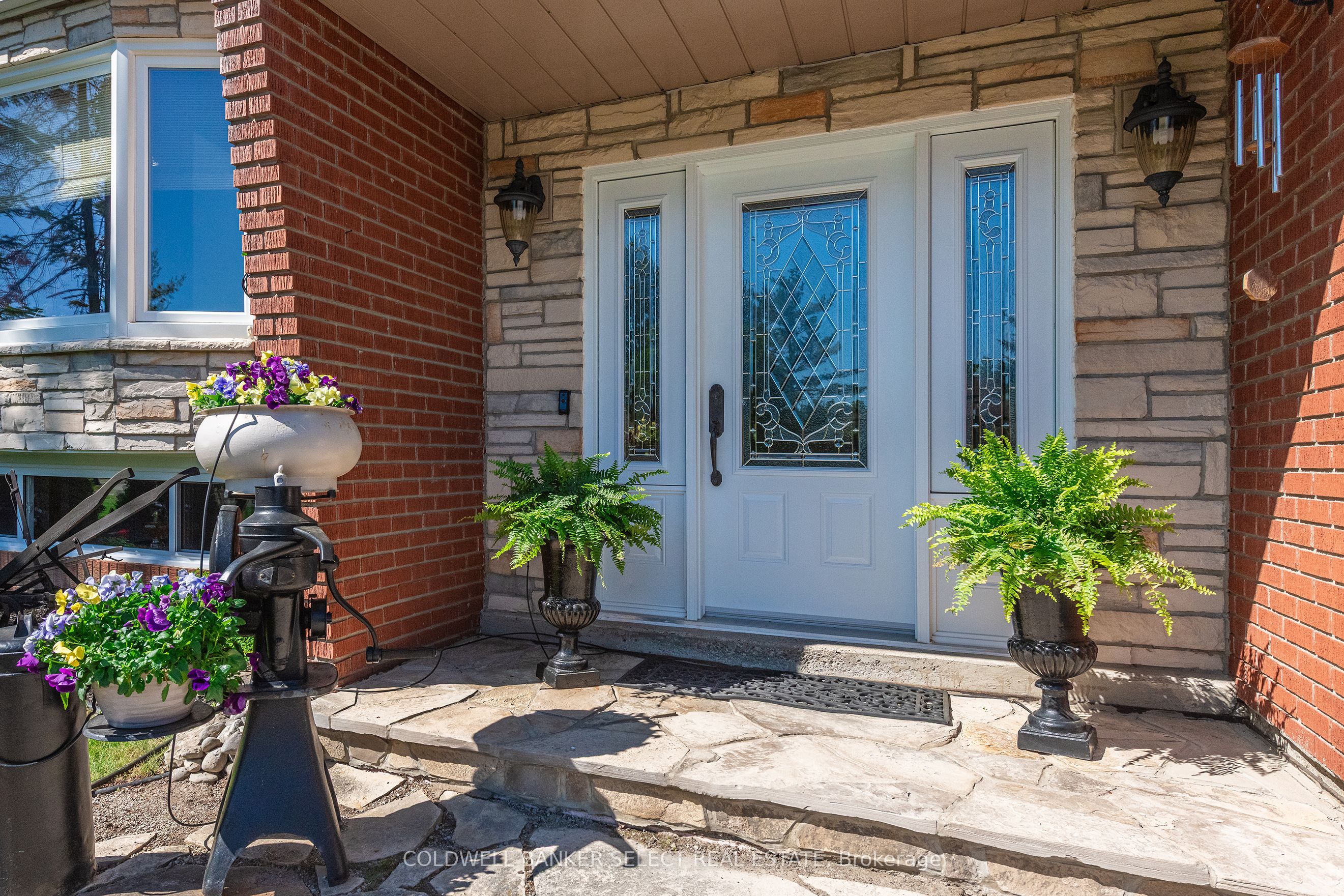 251 Bell Air Drive, Caledon, ON L7E 1Z9 photo 4