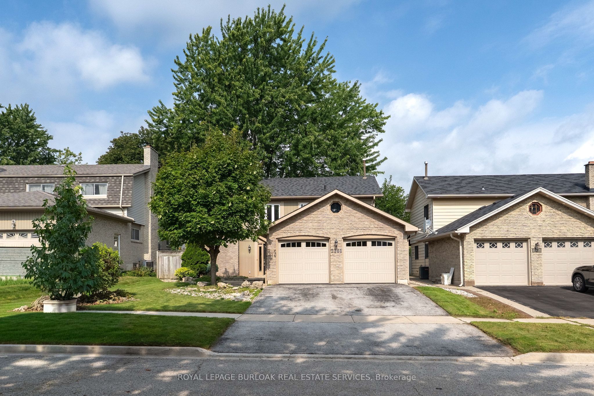2161 Devlin Drive, Burlington, ON L7P 3C6